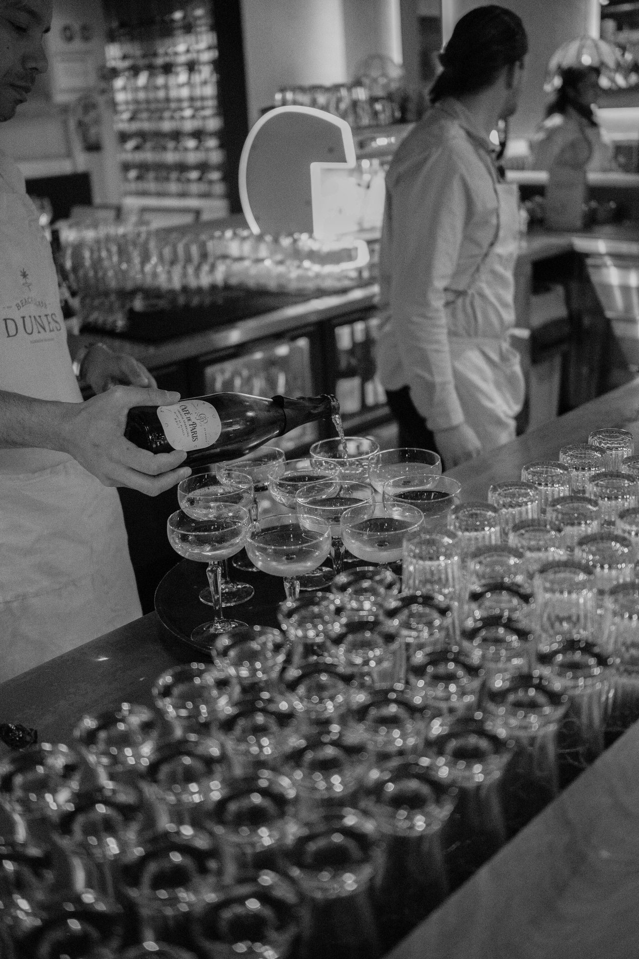 Champagne schenken