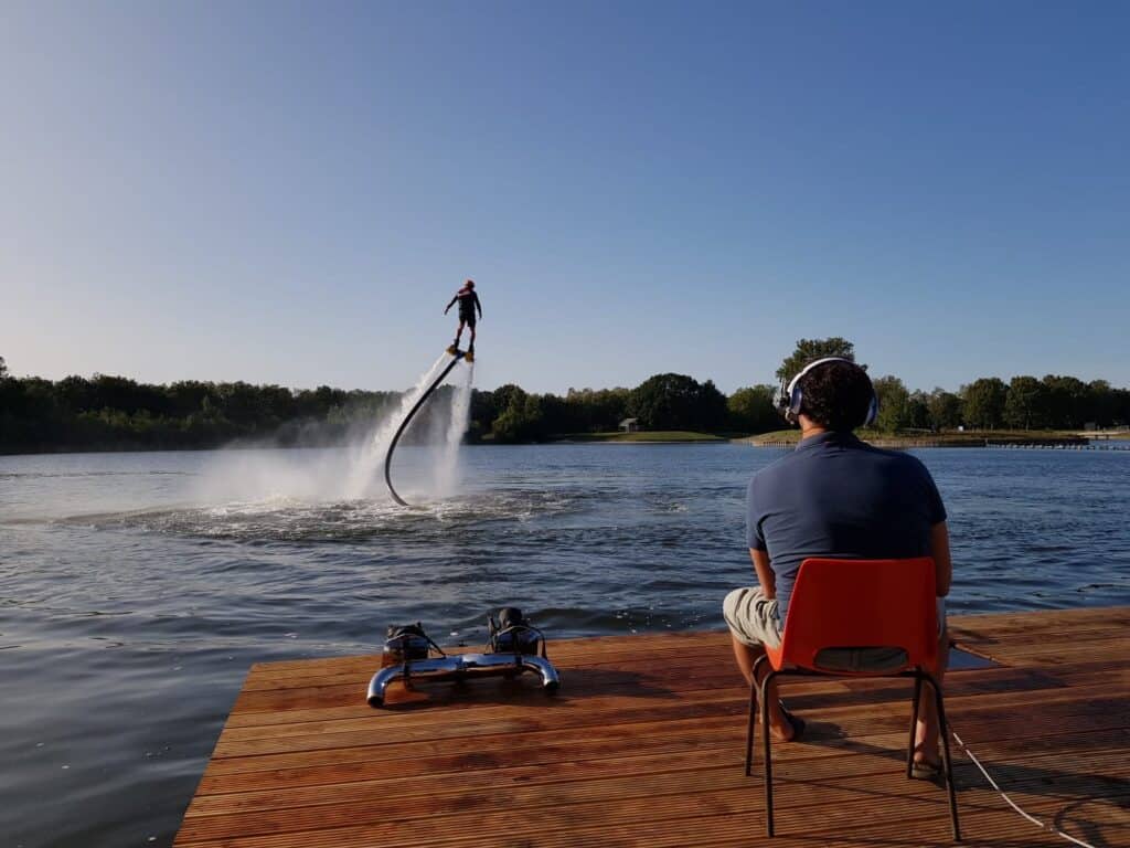 flyboarding-instructeur-fundustry.jpeg