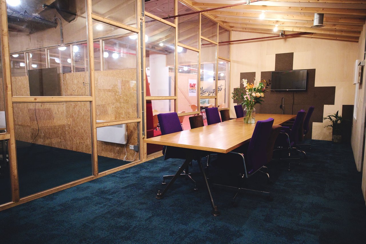 The Sara - B. Amsterdam - Meeting Unit 