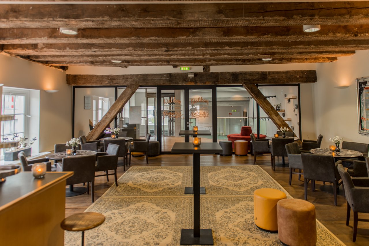 Paradijs Foyer 5.jpg