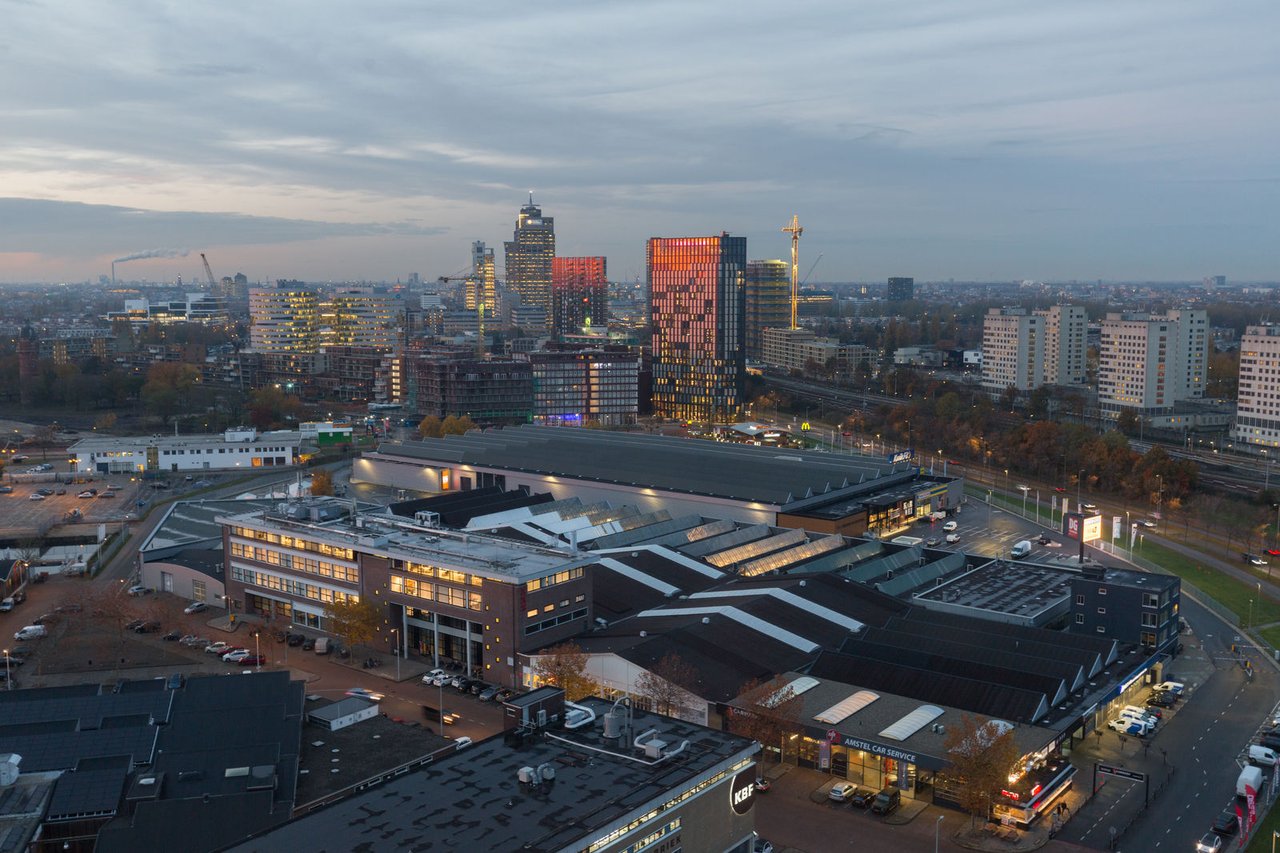Postillion Amsterdam View vanuit Gym-medium.jpg