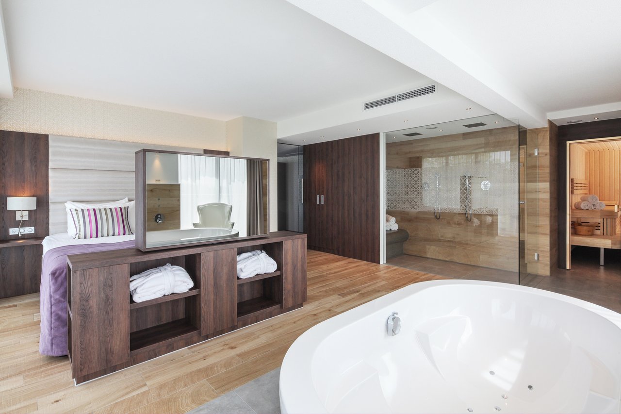 suites-8 - 2,0 MB.jpg