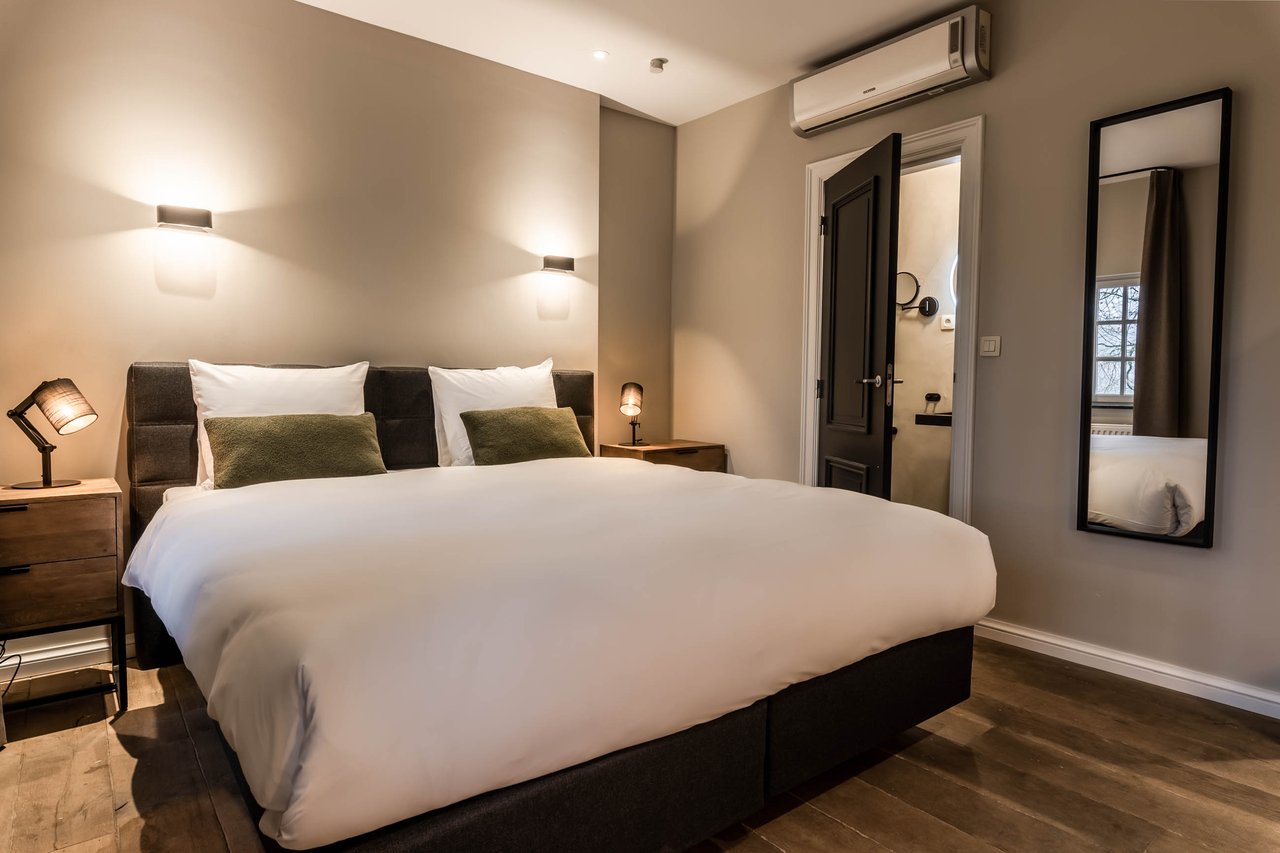 Cosy Room 8.jpg