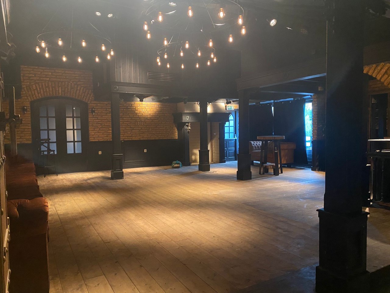 club2.1