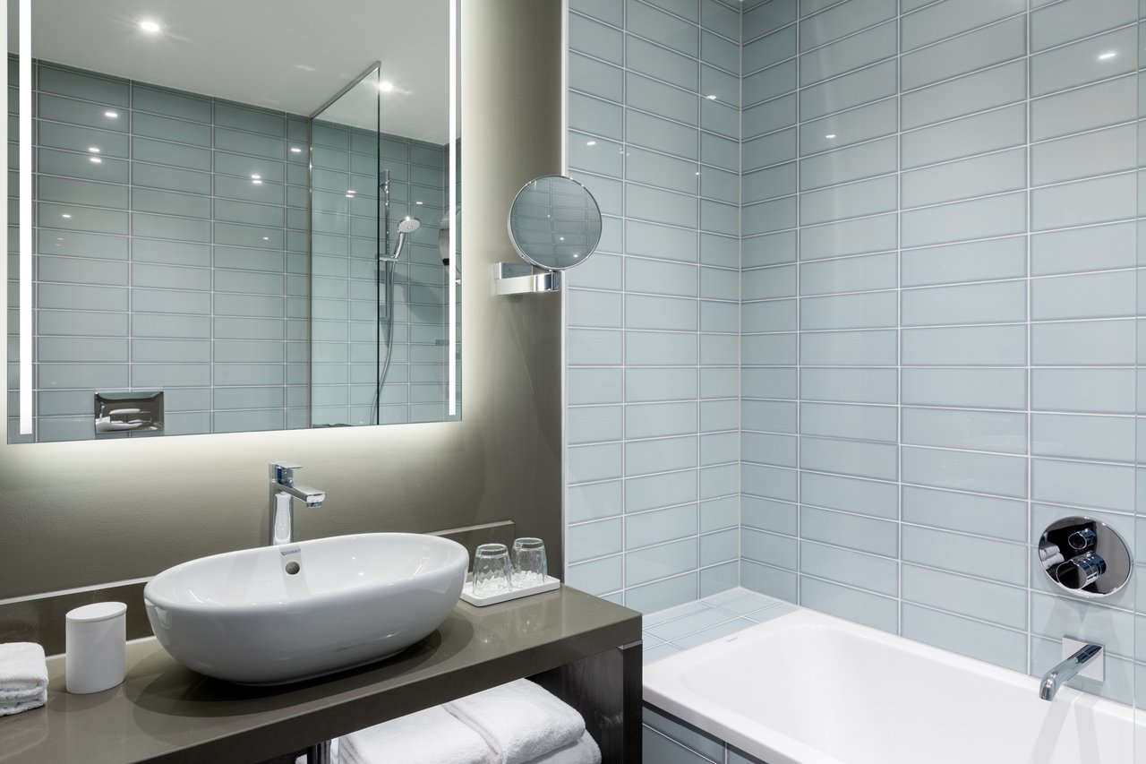 Deluxe King City View Badkamer