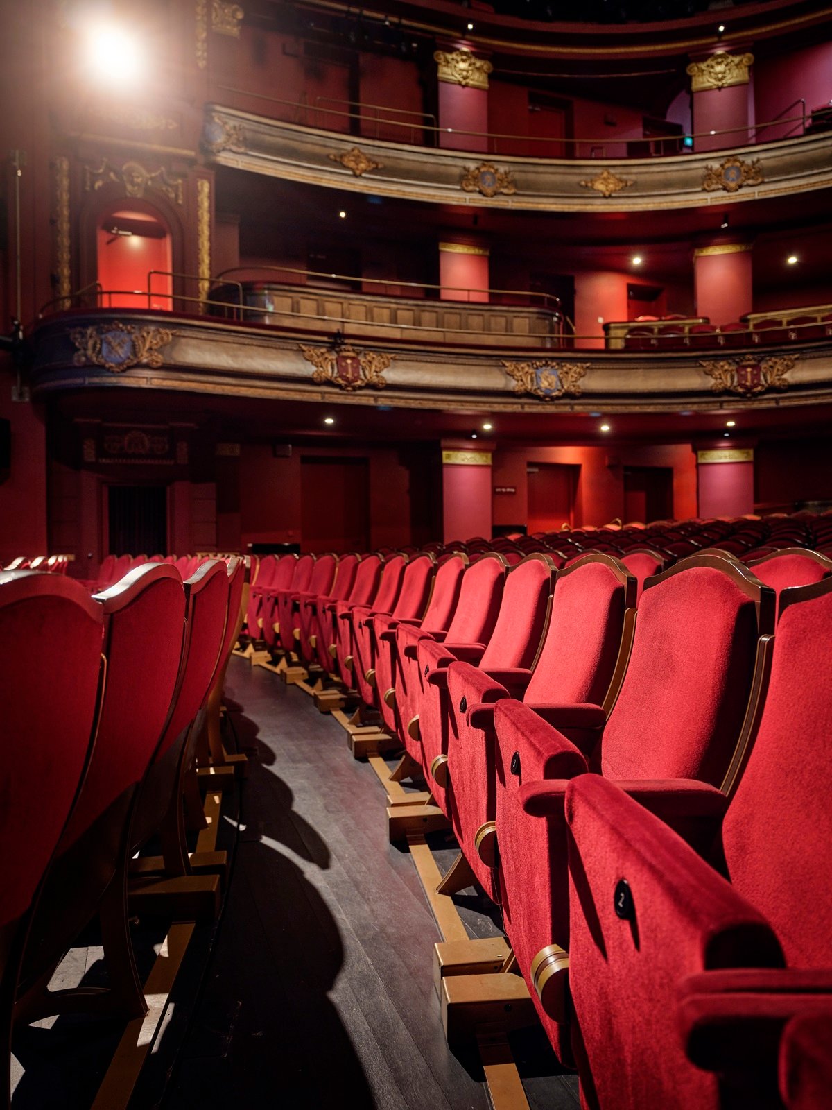 Stadsschouwburg-haarlem-theaterzaal-8.jpg