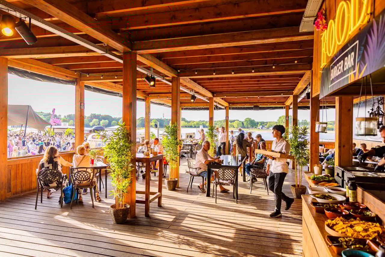 DXP-Vitalis-Sunrise_beachclub-20230623-LR-106.jpg