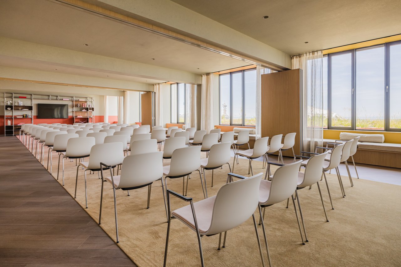 Crab Sun Sand Dune theater