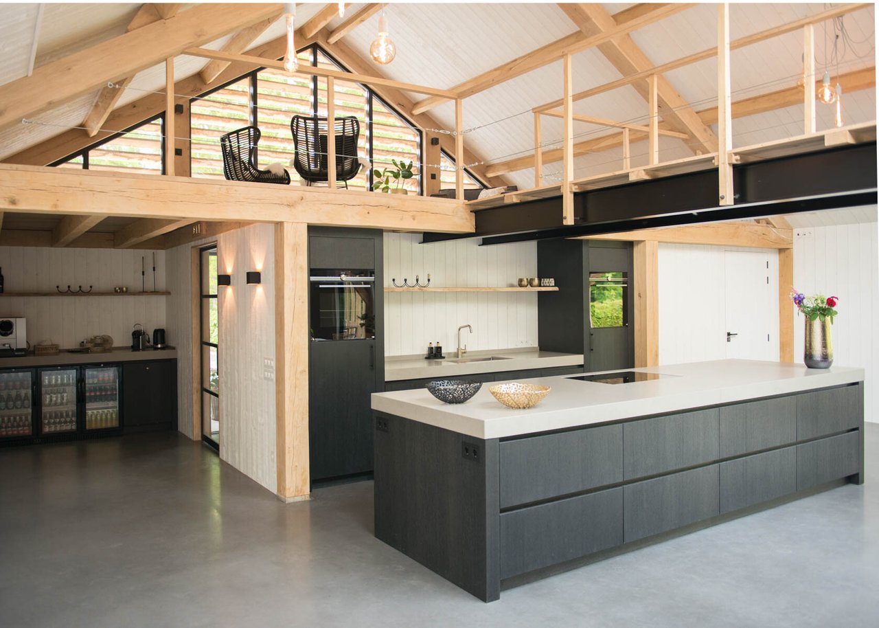 WEB-2021-Life-is-Good-Loft-19