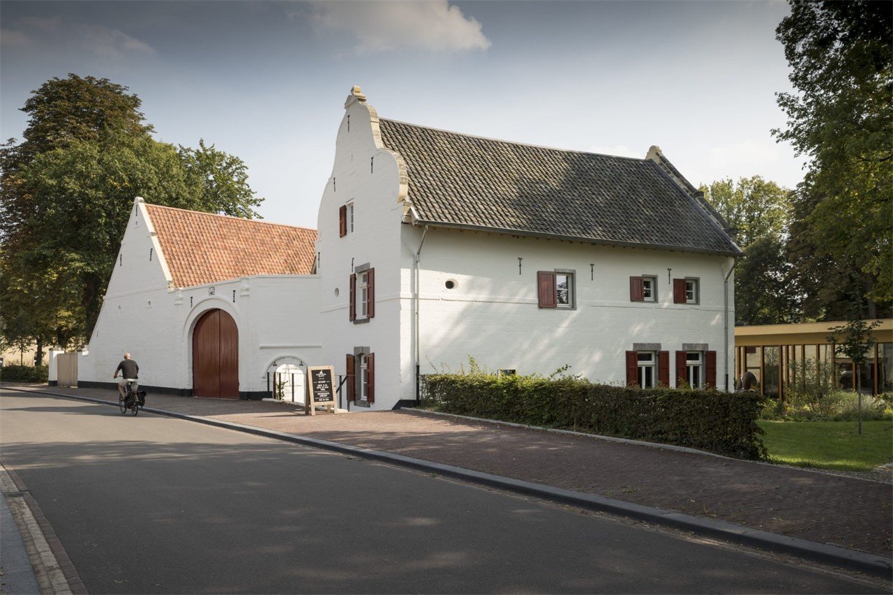 Kasteelhoeve met 6 vergader/break-out ruimte