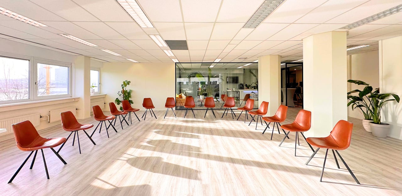 The Happy Flow - Work Space - Halve cirkel