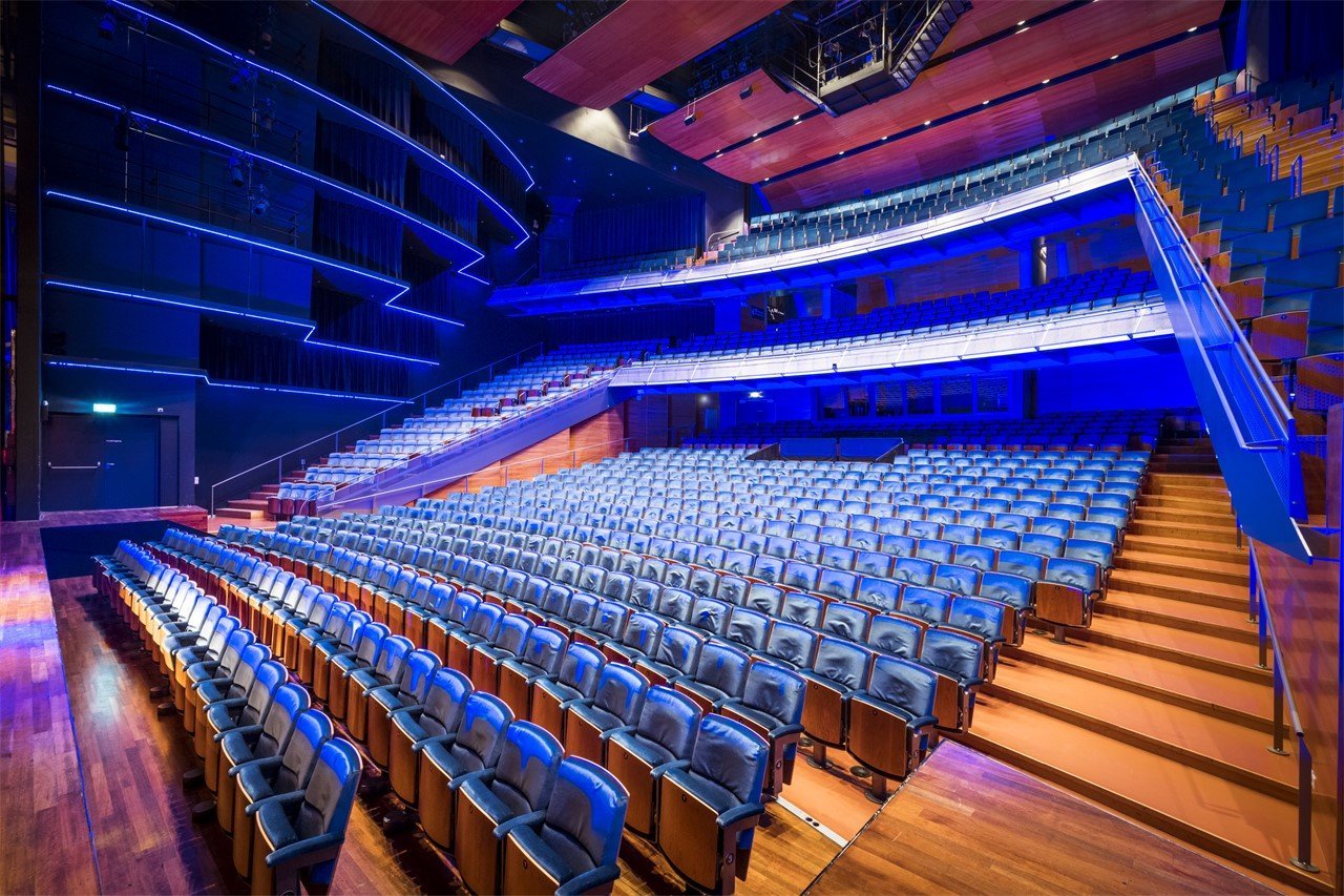 Congrescentrum Orpheus - Hanoszaal (tot 1286 gasten) (2).jpg