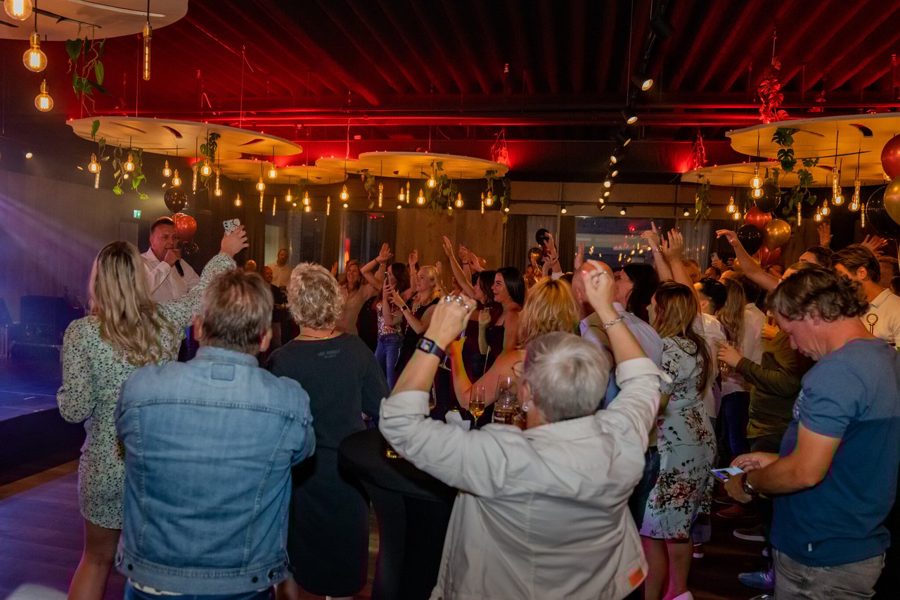 Feestavond Zuid-Afrika zaal