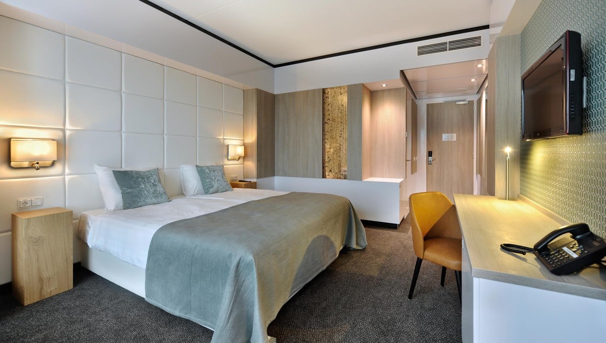 Deluxe kamer - Van der Valk Tiel (1)