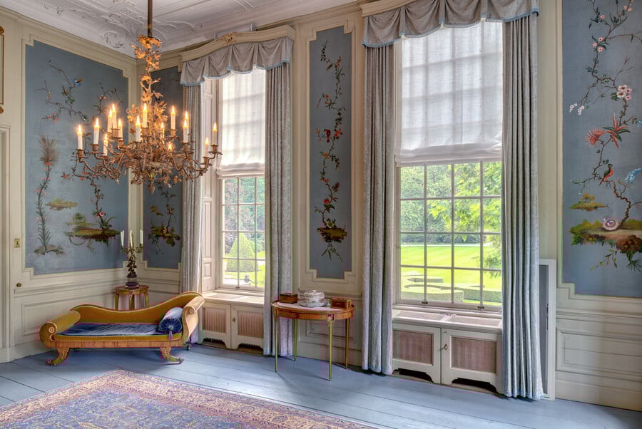 De Chinese kamer in het museum met uitzicht op het landgoed
