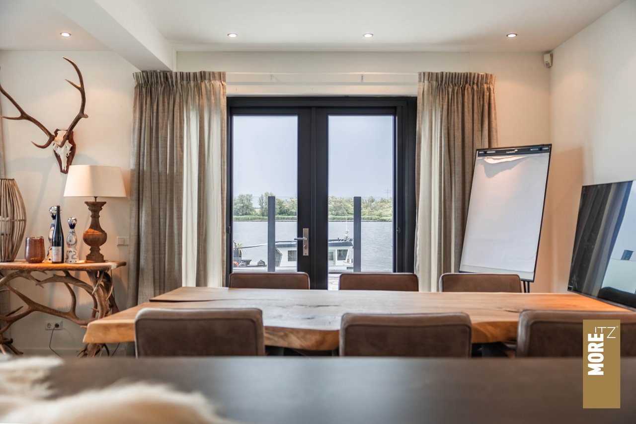 Huiskamer 3.jpg