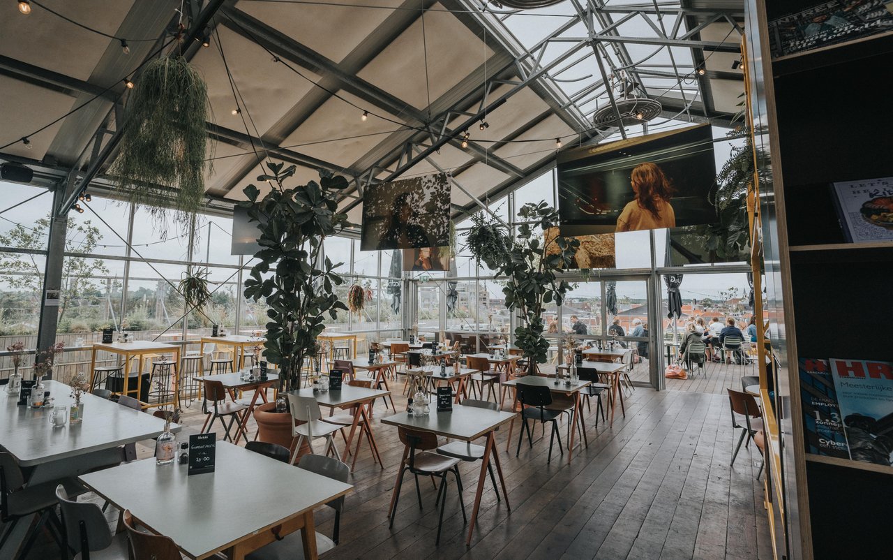restaurant leeg