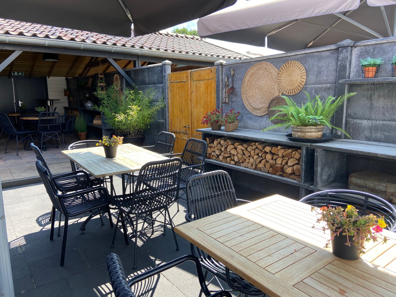 De Stal Terras - Boerderij De Weistaar (2).jpg