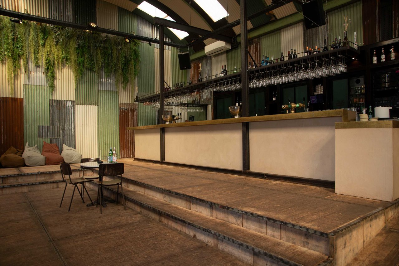 De bar