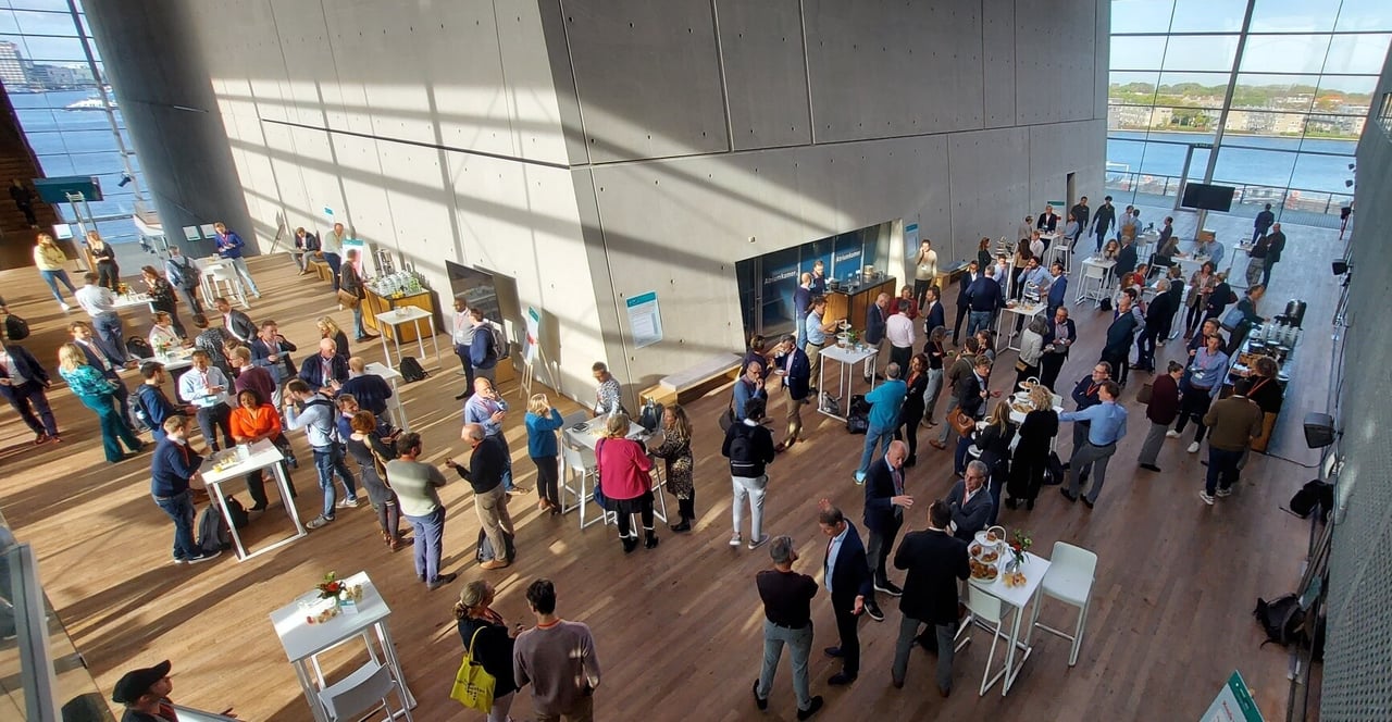 Atrium---ontvangst--registratie-en-catering