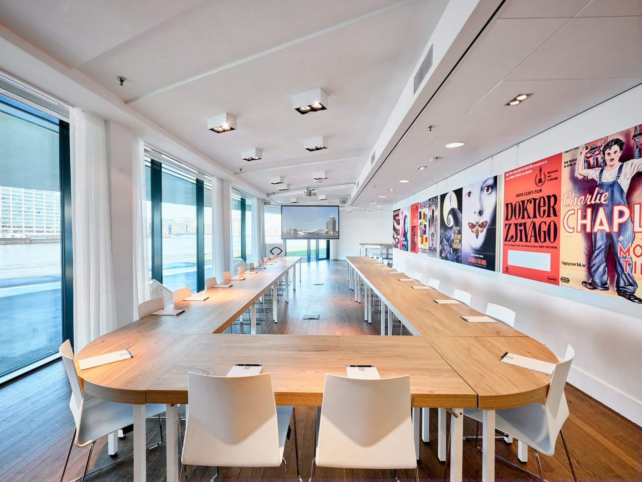 IJ-Lounge - U-vorm