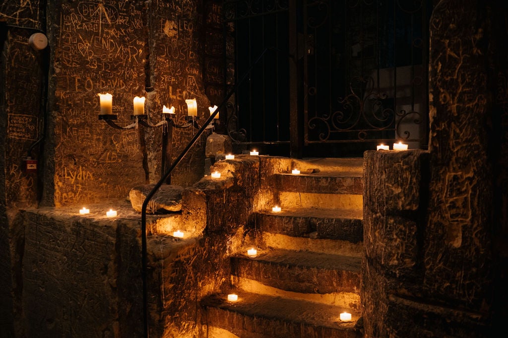 Ingang naar de mergelgrotten