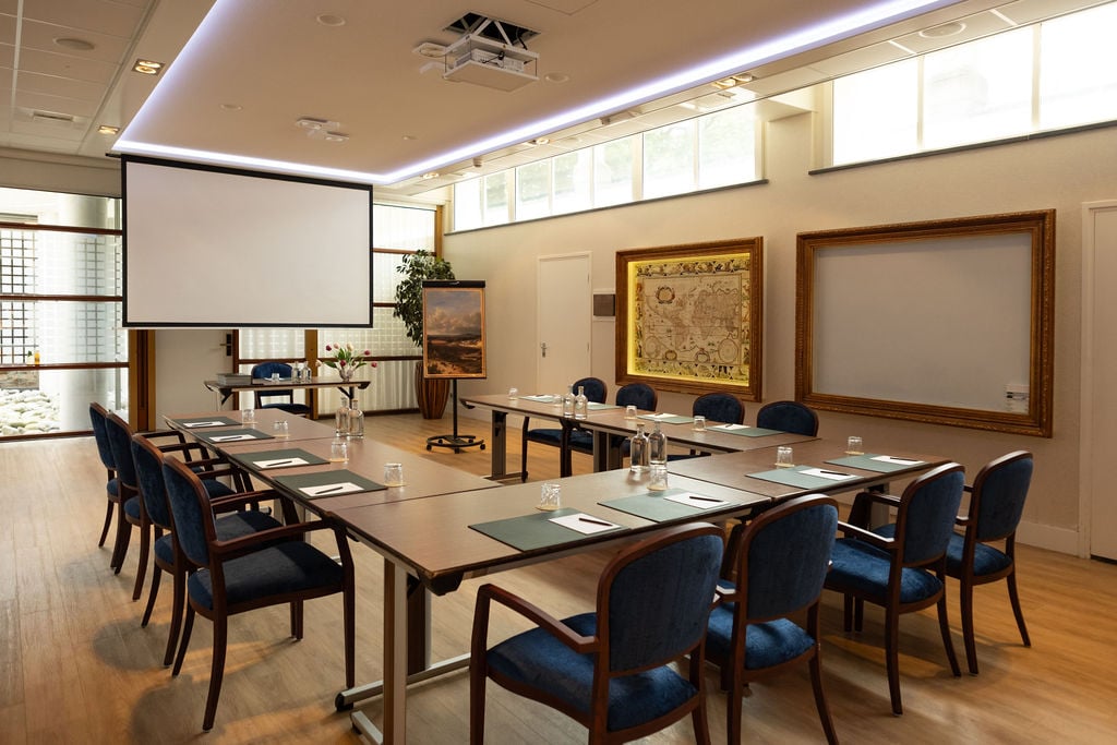 Zürich zaal U opstelling