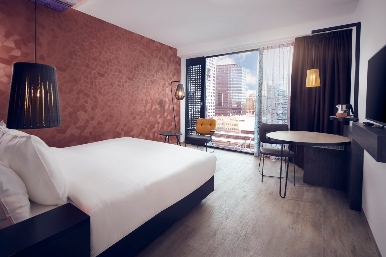 Inntel Hotels Utrecht Centre - City XL kamer (2).jpg