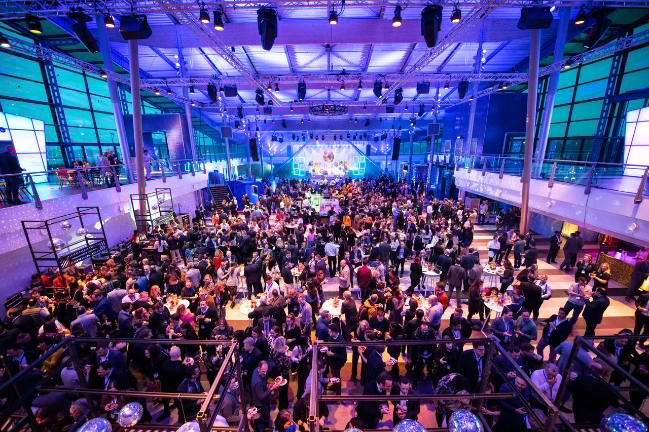 Feest op Main Deck  
