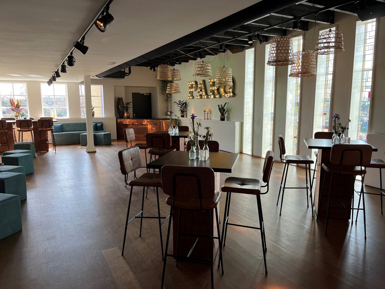 Parq Lounge 