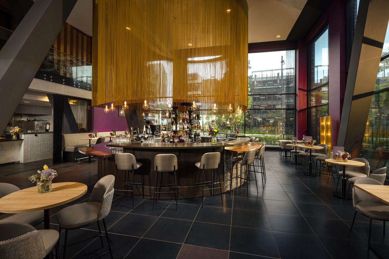 Bar & Brasserie Lumen interieur
