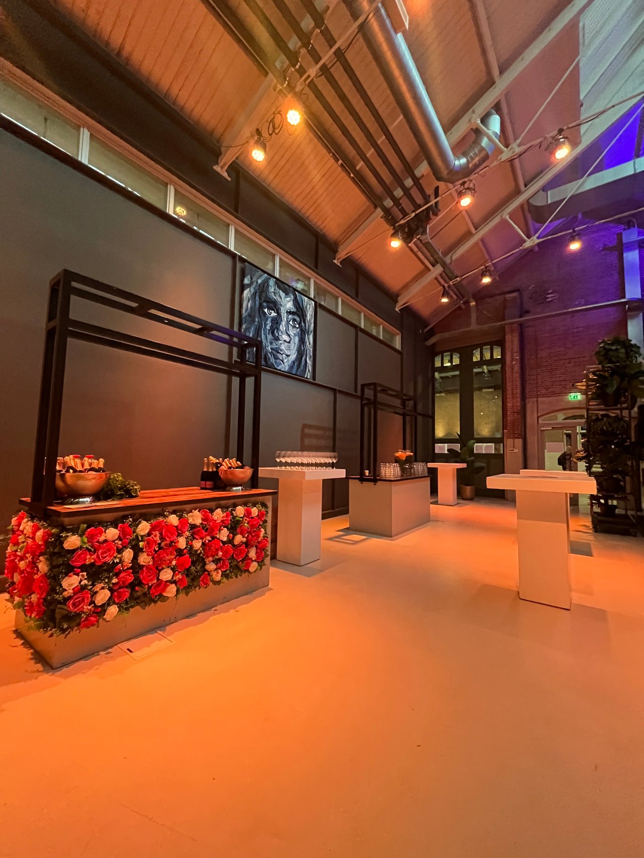 Studio 3, borrel 