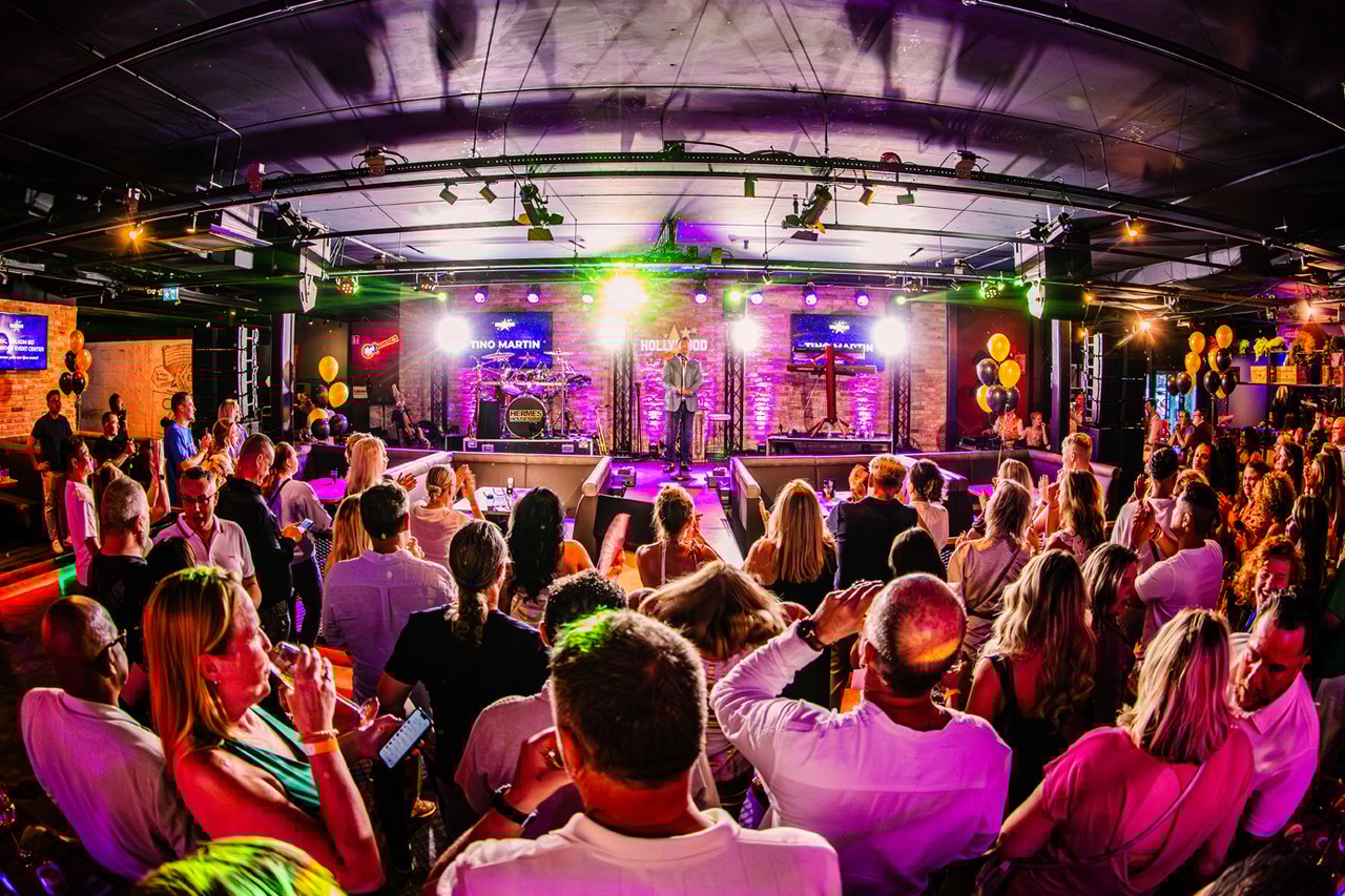 Bedrijfsfeest in de Hollywood Sportsbar (2)