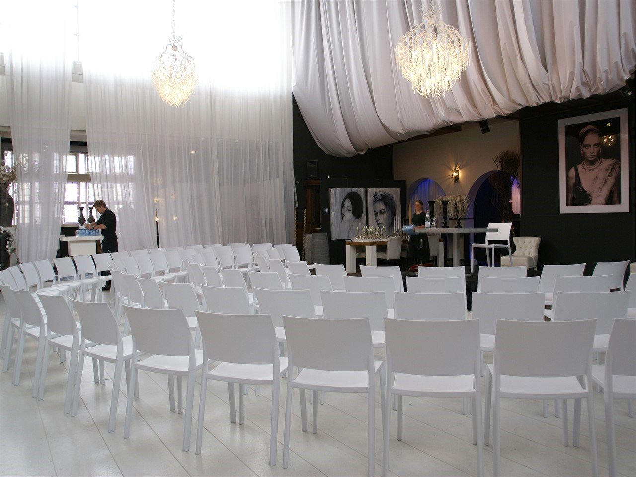 Theater opstelling in grote zaal