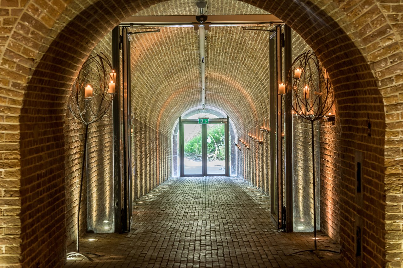 H - Reversezaal | Entree