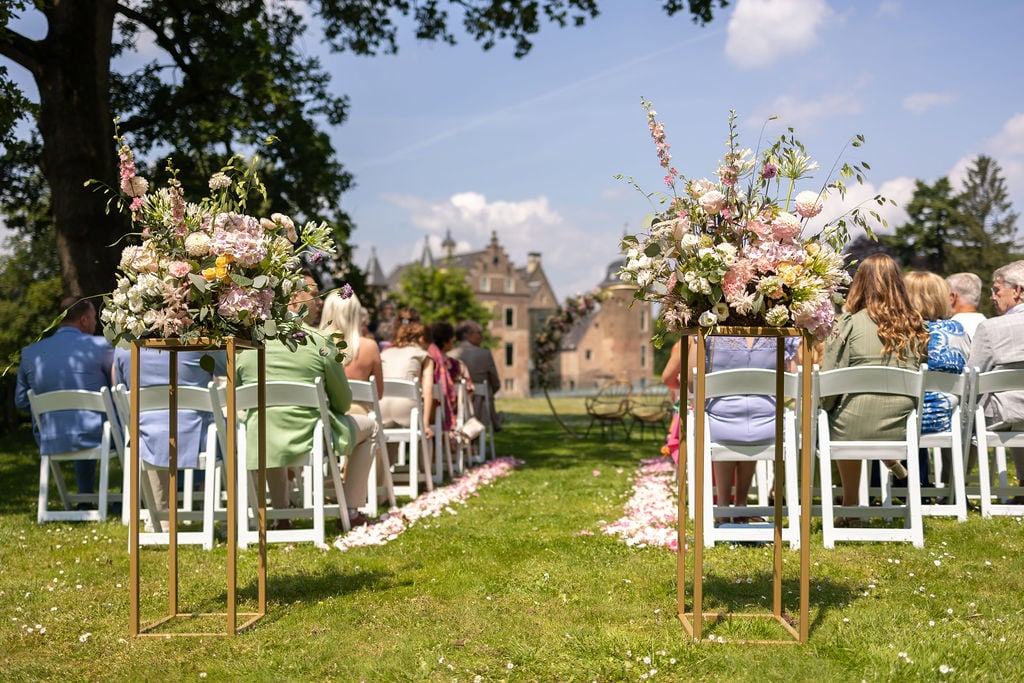 Ceremonie met uitzicht op kasteel Ruurlo