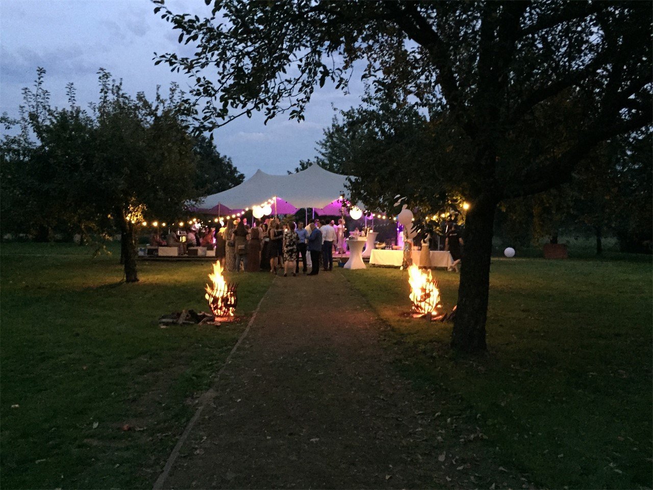 Avondborrel in Dodden-Binnen-Buiten