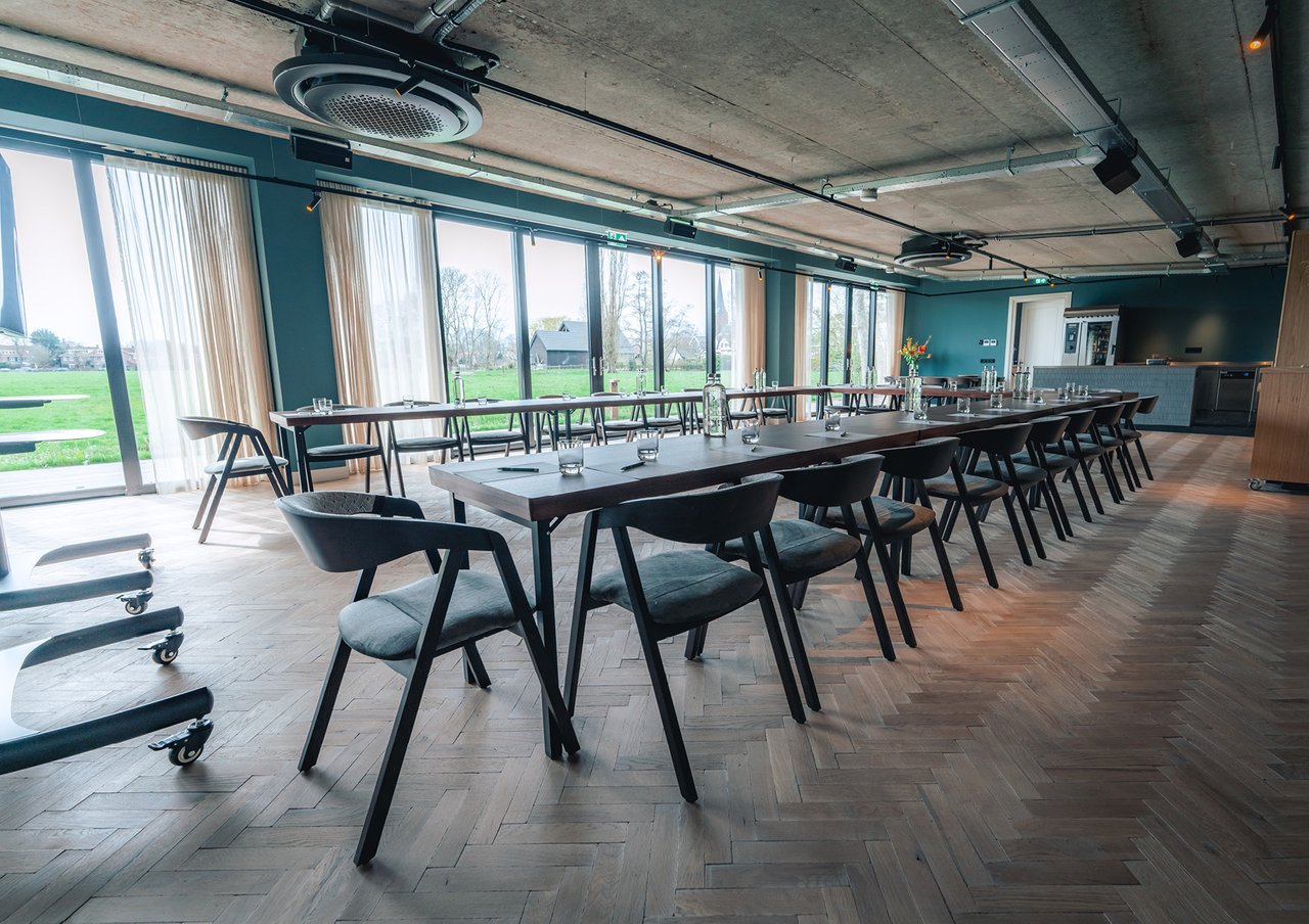 De Witte Dame Fort Meeting Room.jpg