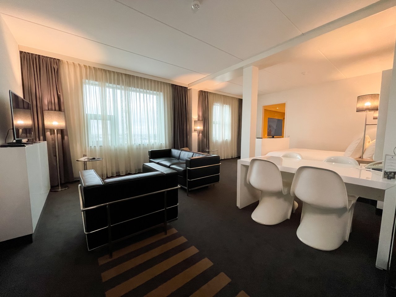 WTC - WOW appartement - entree - 01.jpg