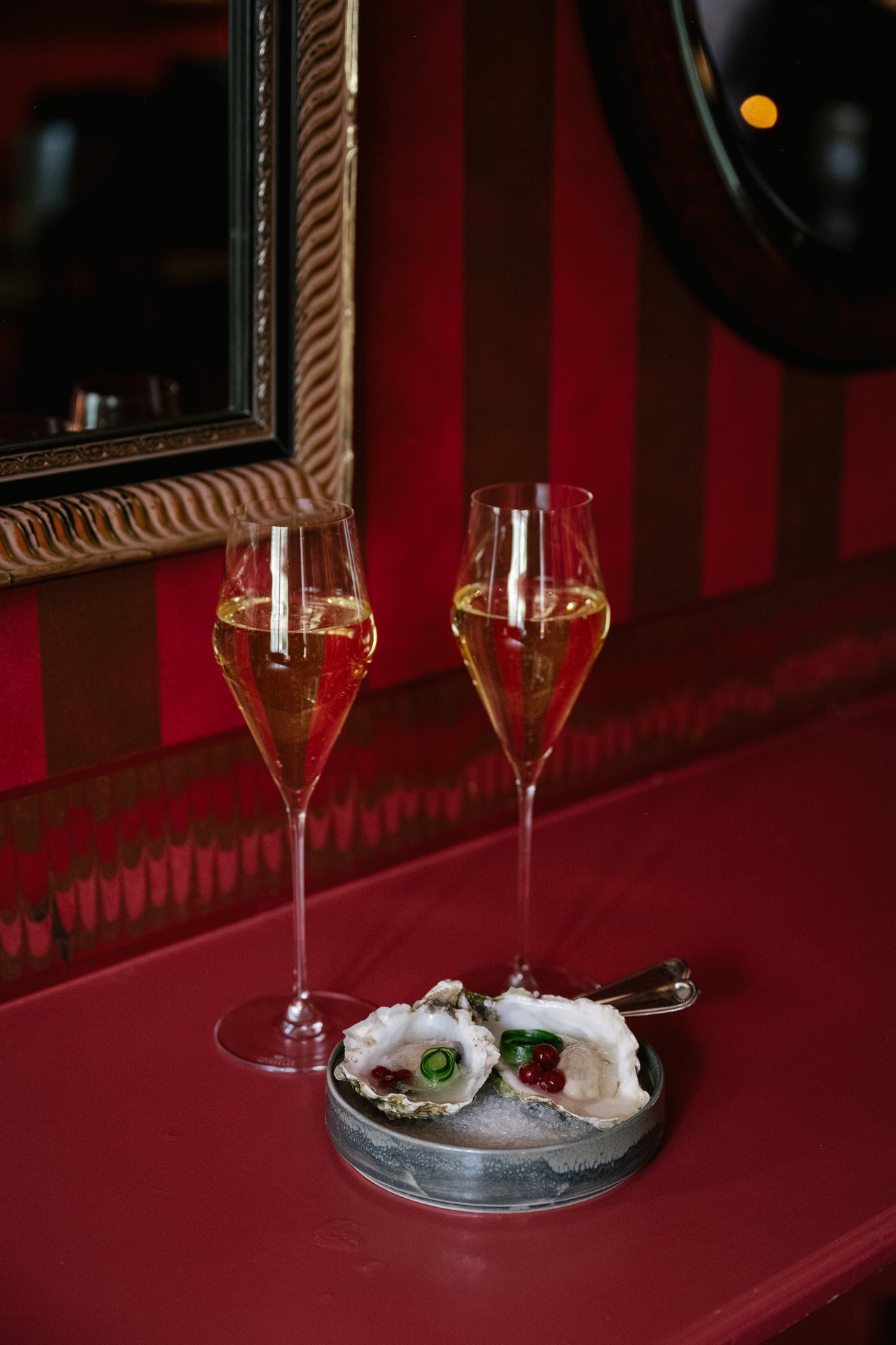 Champagne & Oesters