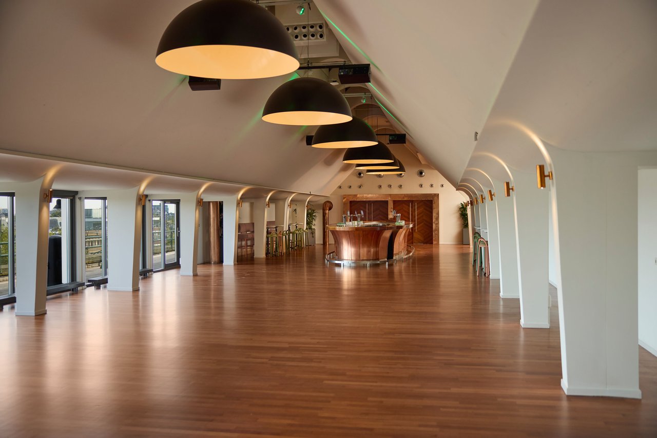 Koelschip: bar