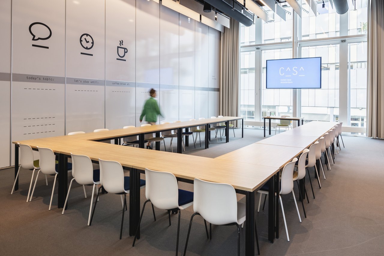UvA 3 - conference room