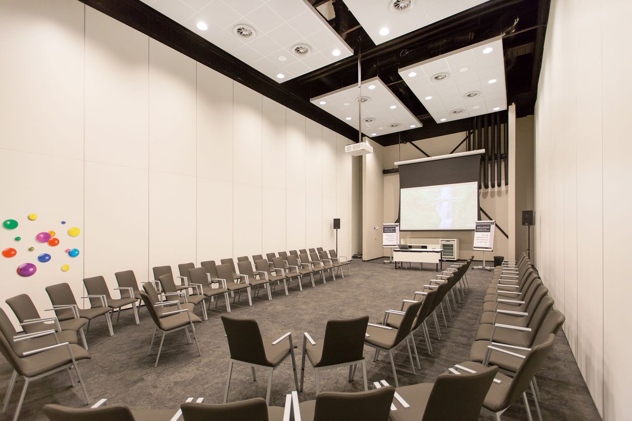 Zaal 6-medium (1).jpg
