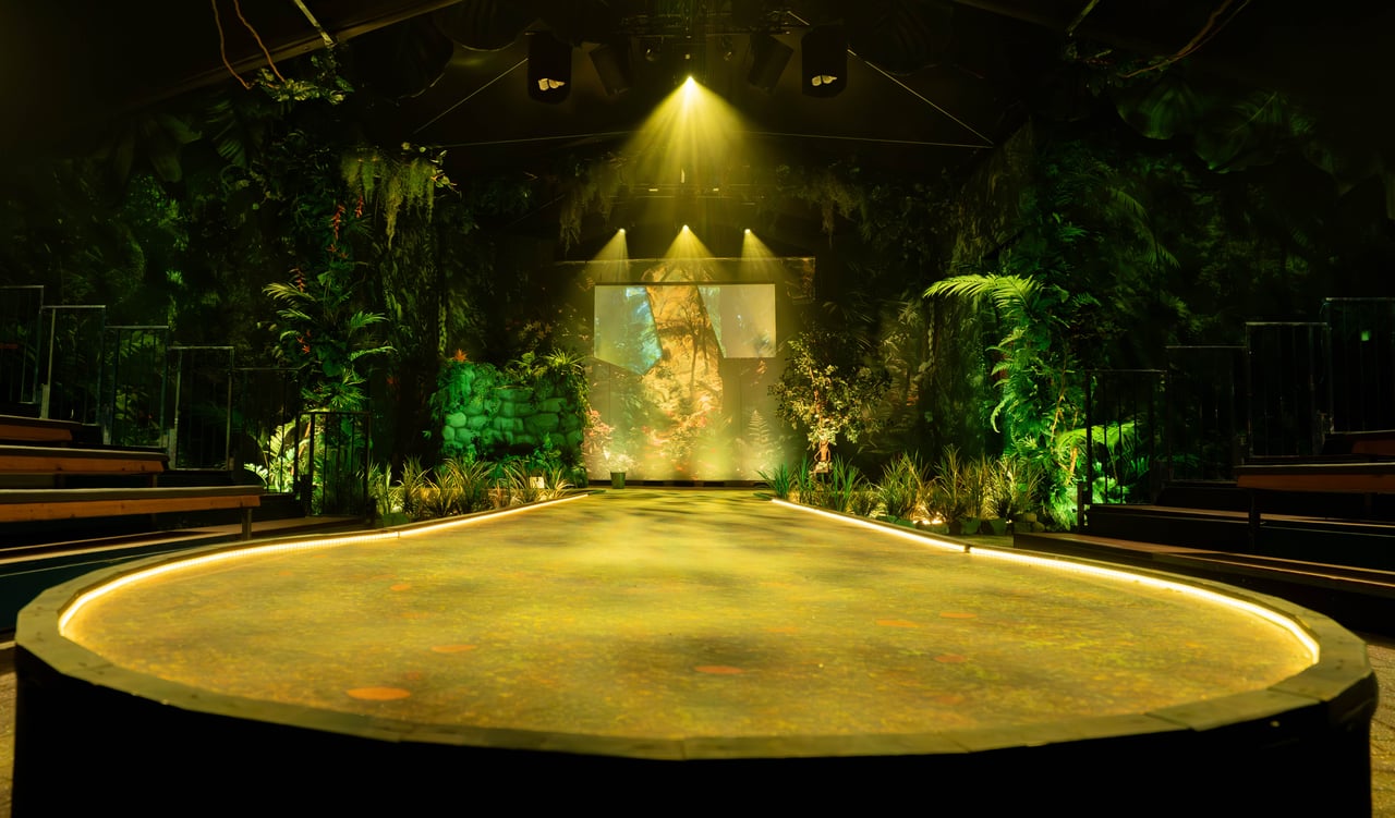 OuwehandsDierenpark_Theatertent_3.jpg