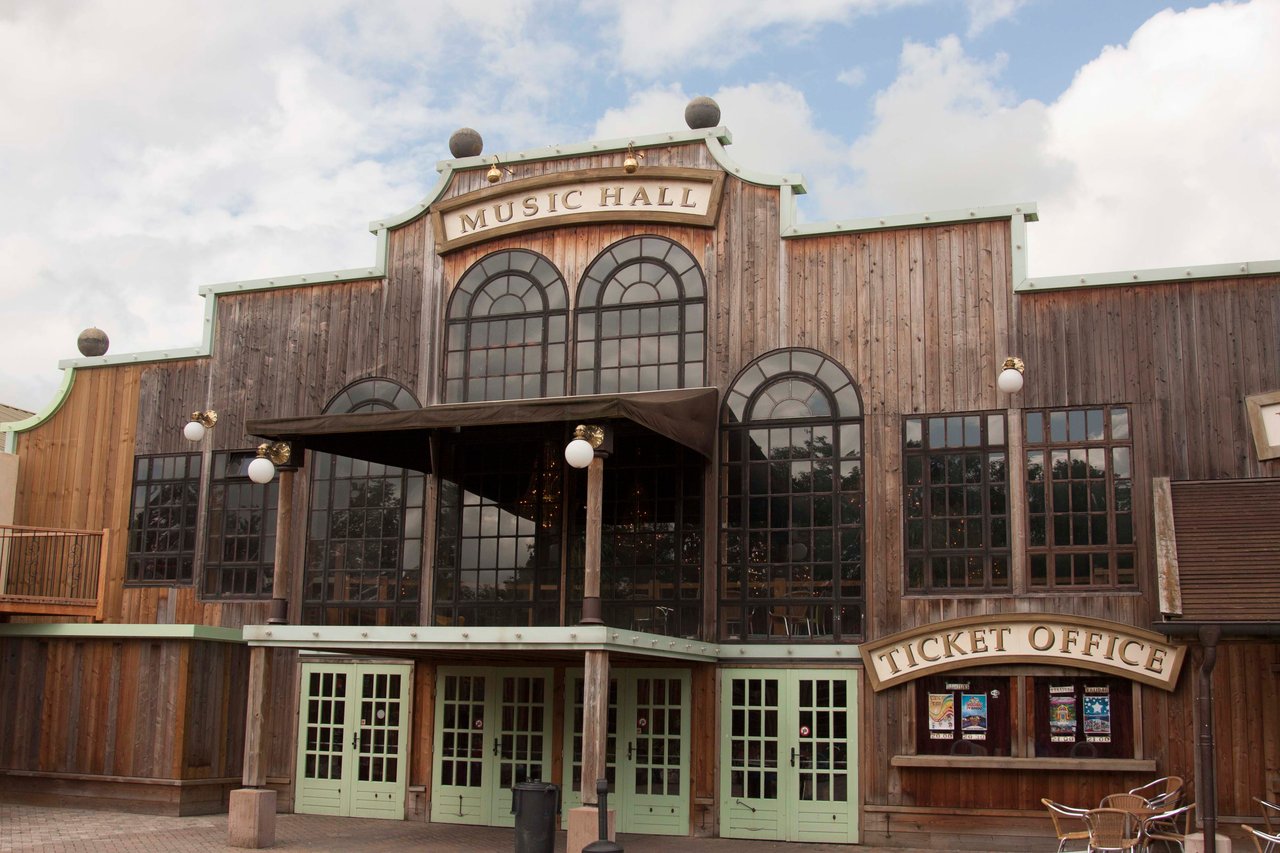 Music Hall - Vooraanzicht