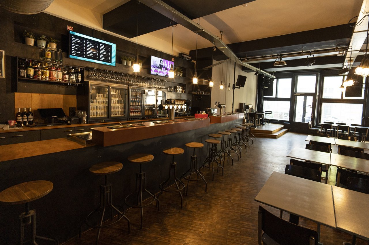 cafe100622nieuwenor930-min.jpg