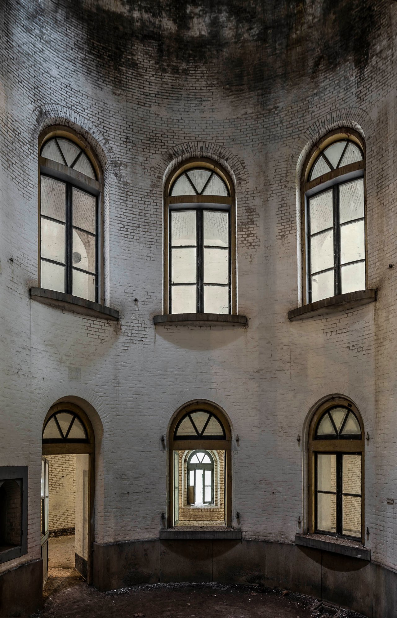 2014-086_P04-b.jpg