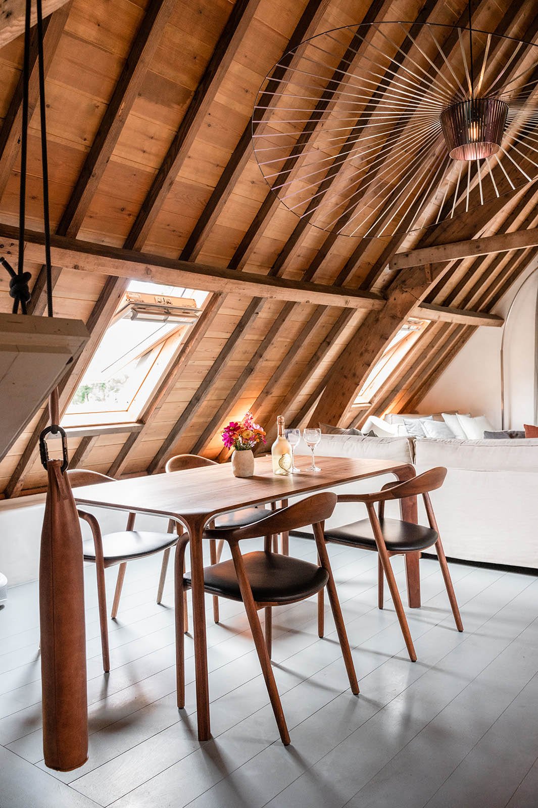 Eettafel bruidssuite 