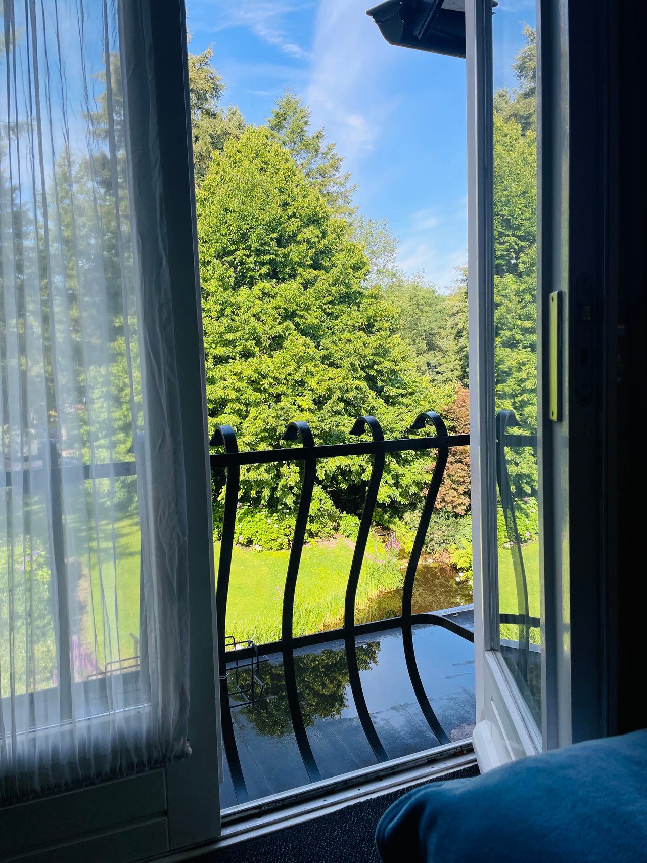Hotelkamer met uitzicht