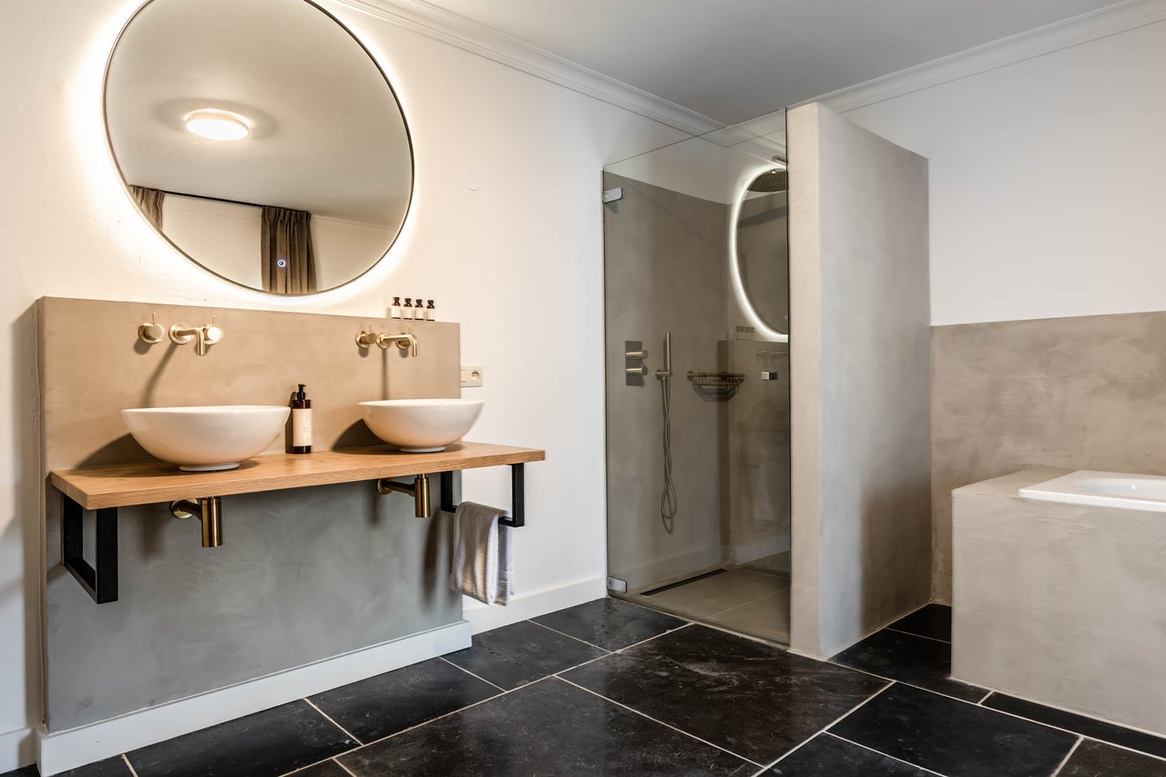 Altenbroek Suite 111-5.jpg